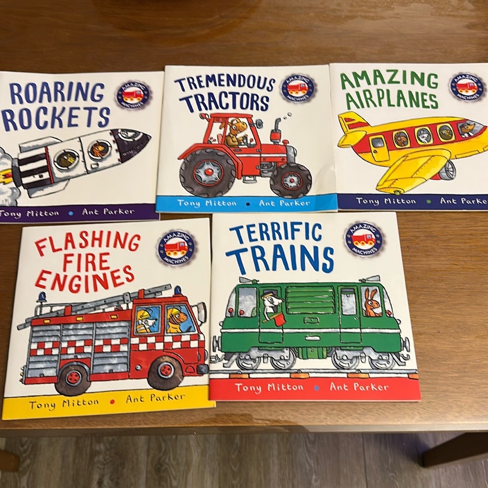 Set of 5 Amazing Machines books